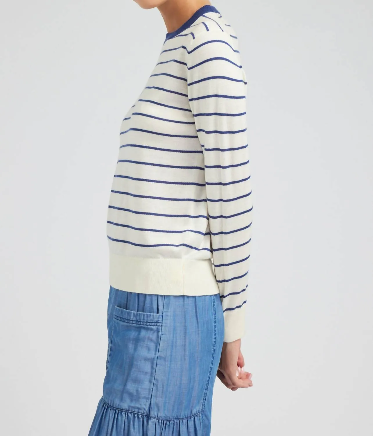 Calla Pullover Sweater In White/navy