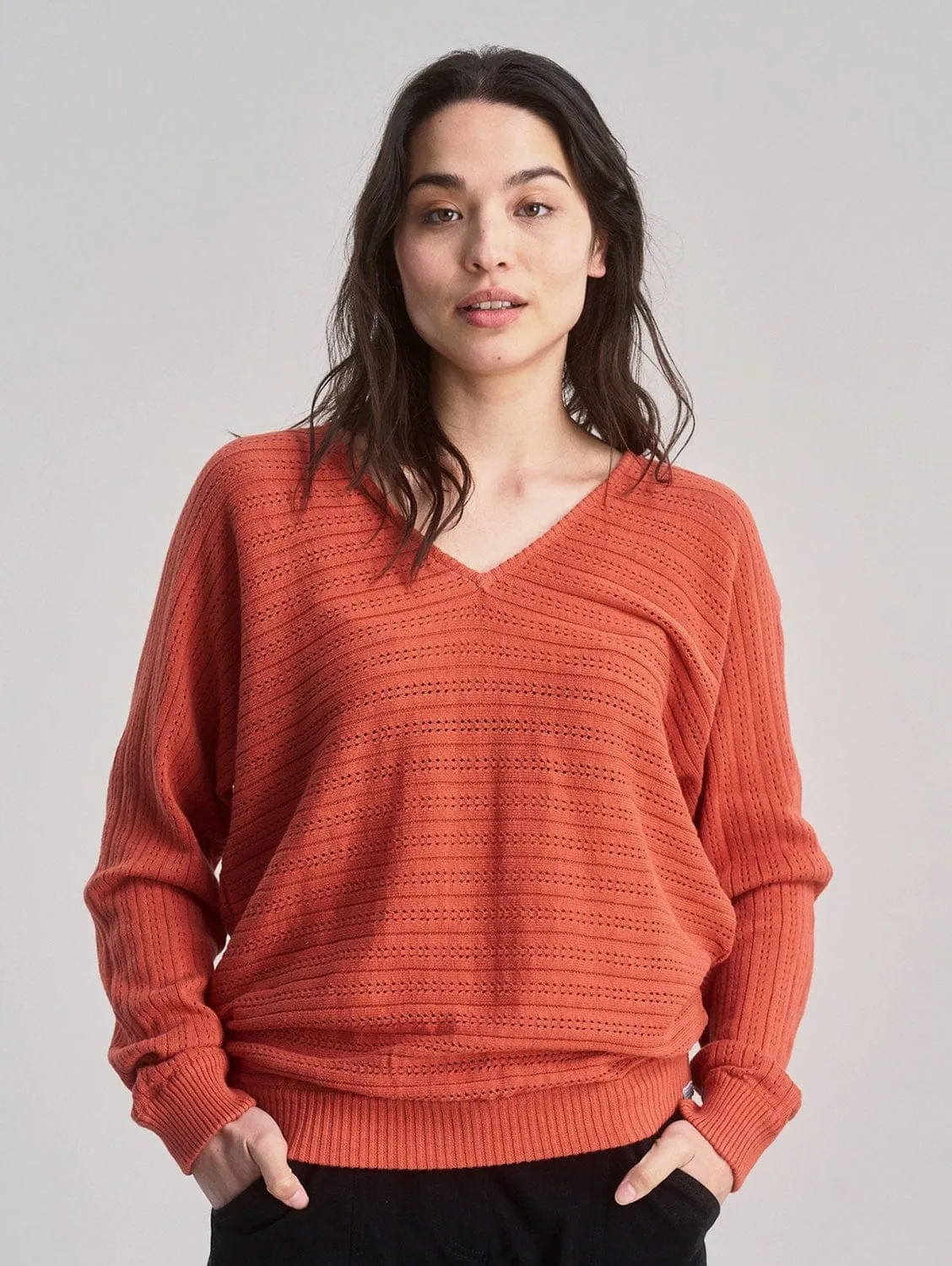 Clover Women's Pointelle Knit Organic Cotton Jumper | Clay