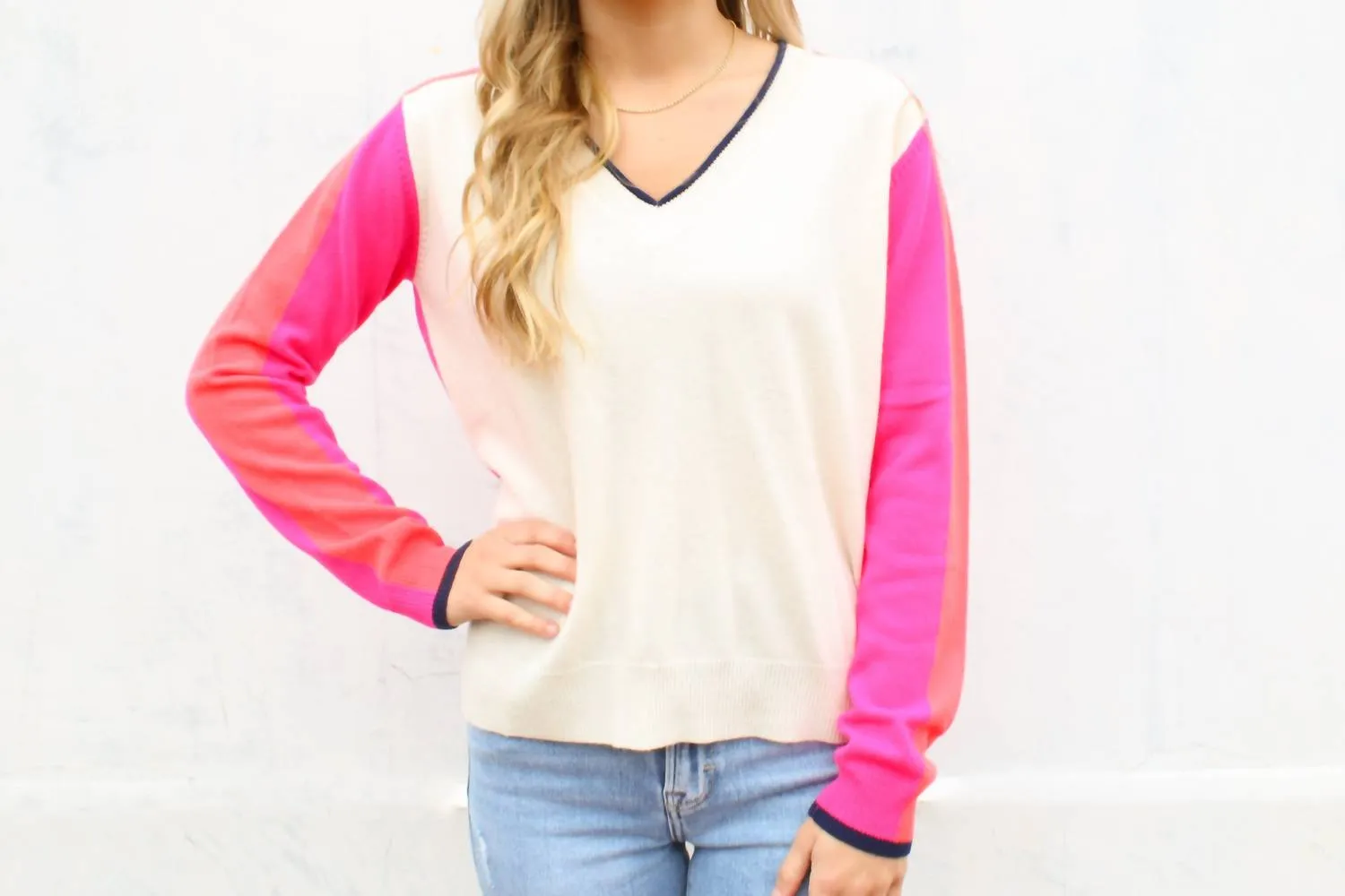 Knitwear V-Neck Sweater In Ecru/pink/orange