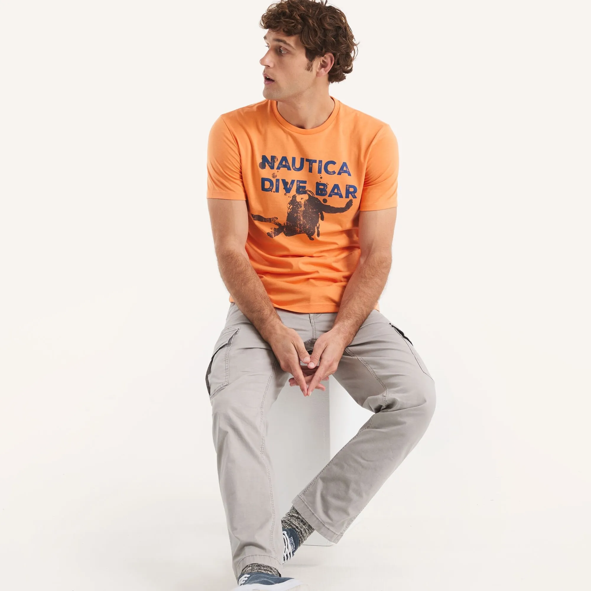 Nautica Mens Dive Bar Graphic T-Shirt