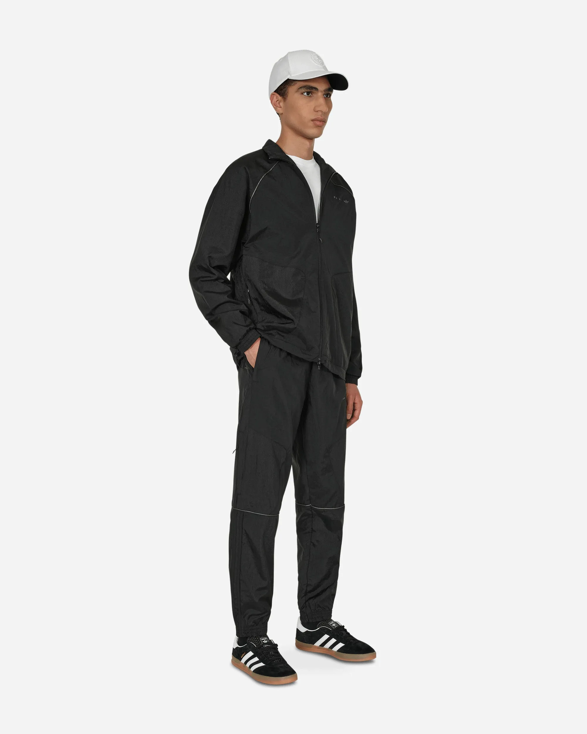 Reveal Material Mix Jacket Black