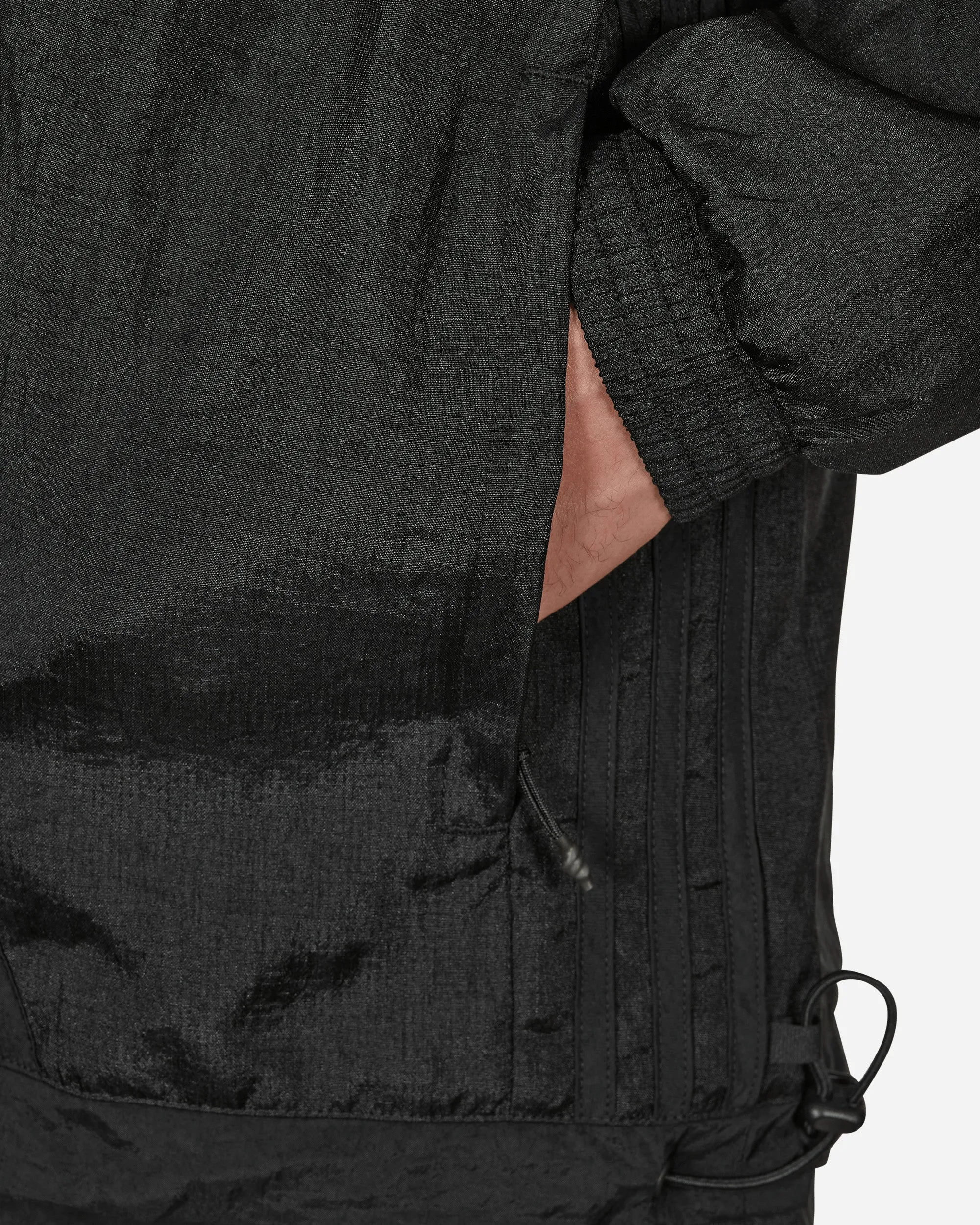 Reveal Material Mix Jacket Black