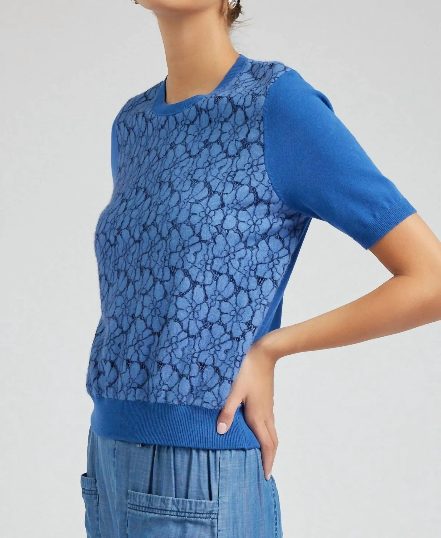 Short Sleeve Lace Overlay Sweater In Blue